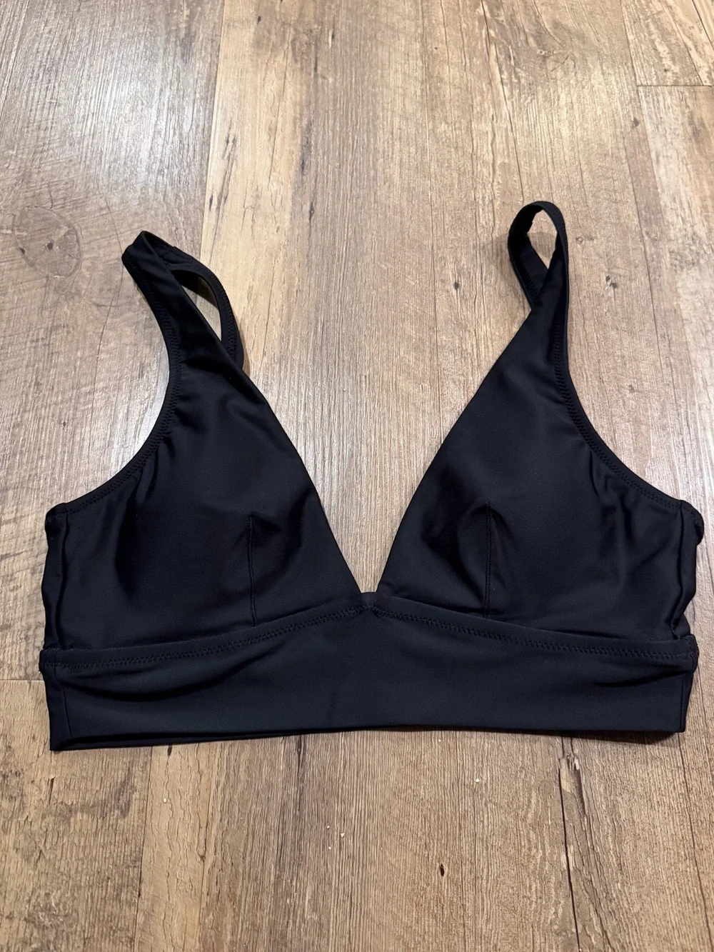 aerie Triangle Black V-Neck Bikini Top Medium